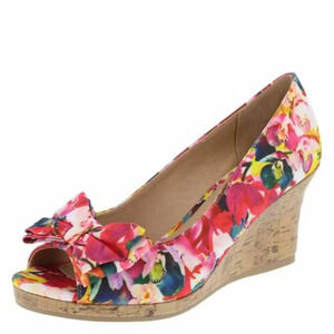 Dexflex Comfort Multicolor Floral Cate Bow Open Toe Wedge Sandals in Size 7.5